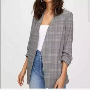 Aritzia Babaton Power Blazer size 4